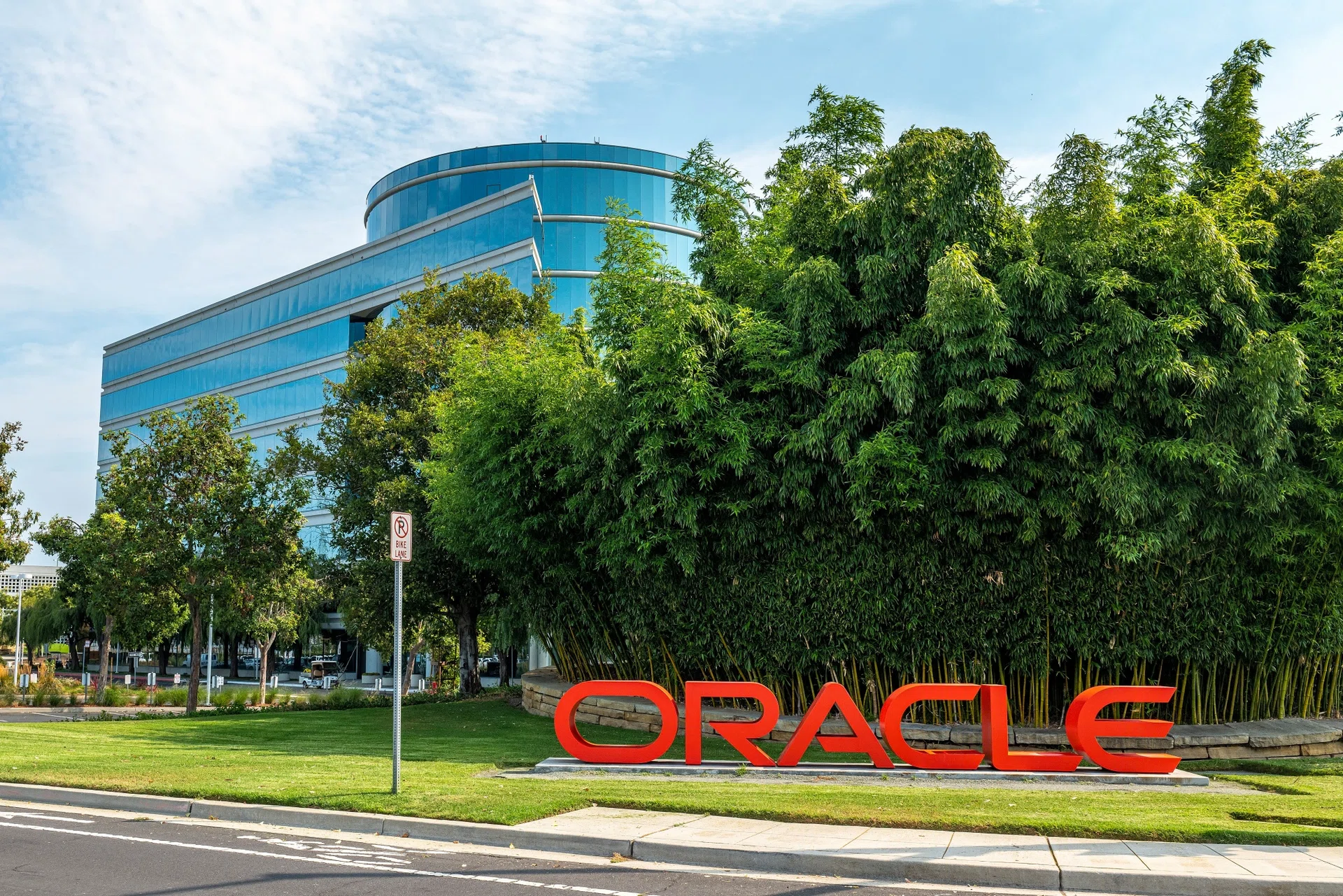 Oracle Hiring AWS Architect | Bengaluru & Mumbai